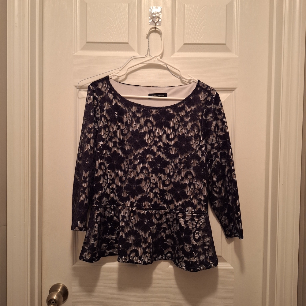 Ivanka Trump 3/4 Sleeve Black and White Floral Scoopneck Top